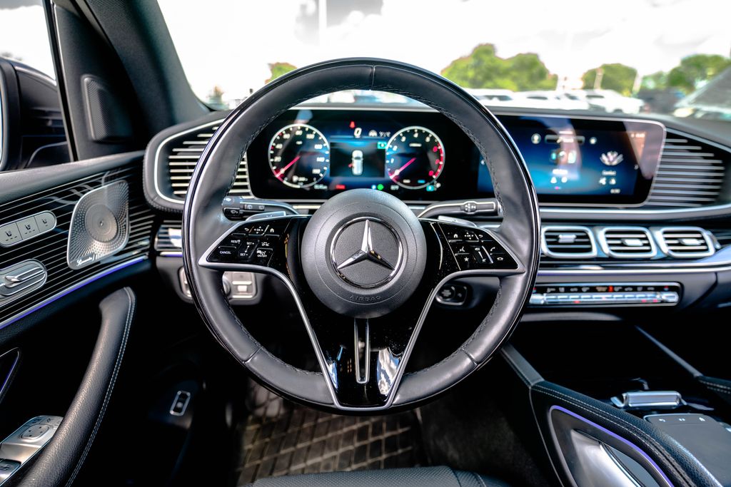 2026 Mercedes-Benz GLS Base - Photo 17