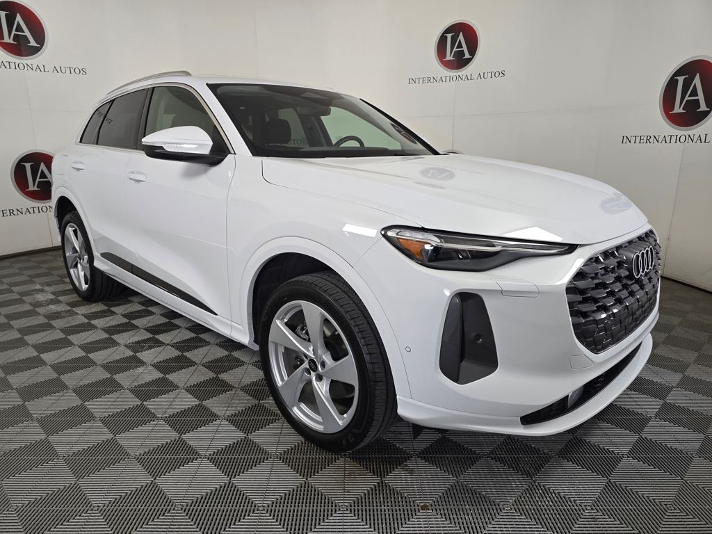 2025 Audi New Q5 Premium Plus