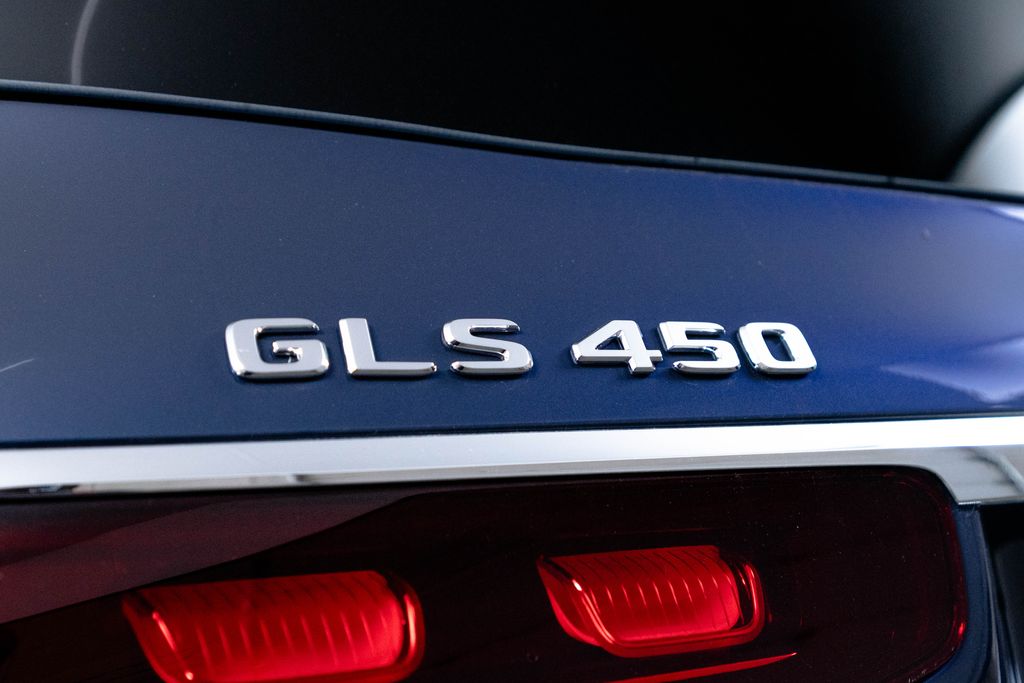 2026 Mercedes-Benz GLS Base - Photo 10