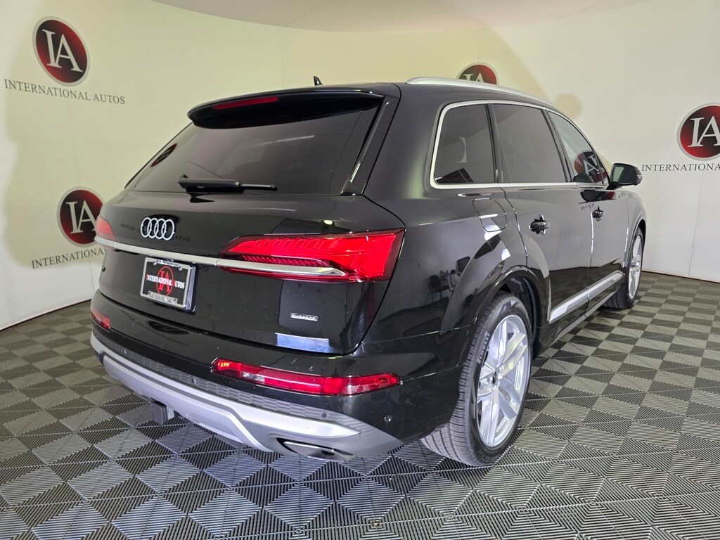New 2025 Audi Q7 55 Premium Plus SUV