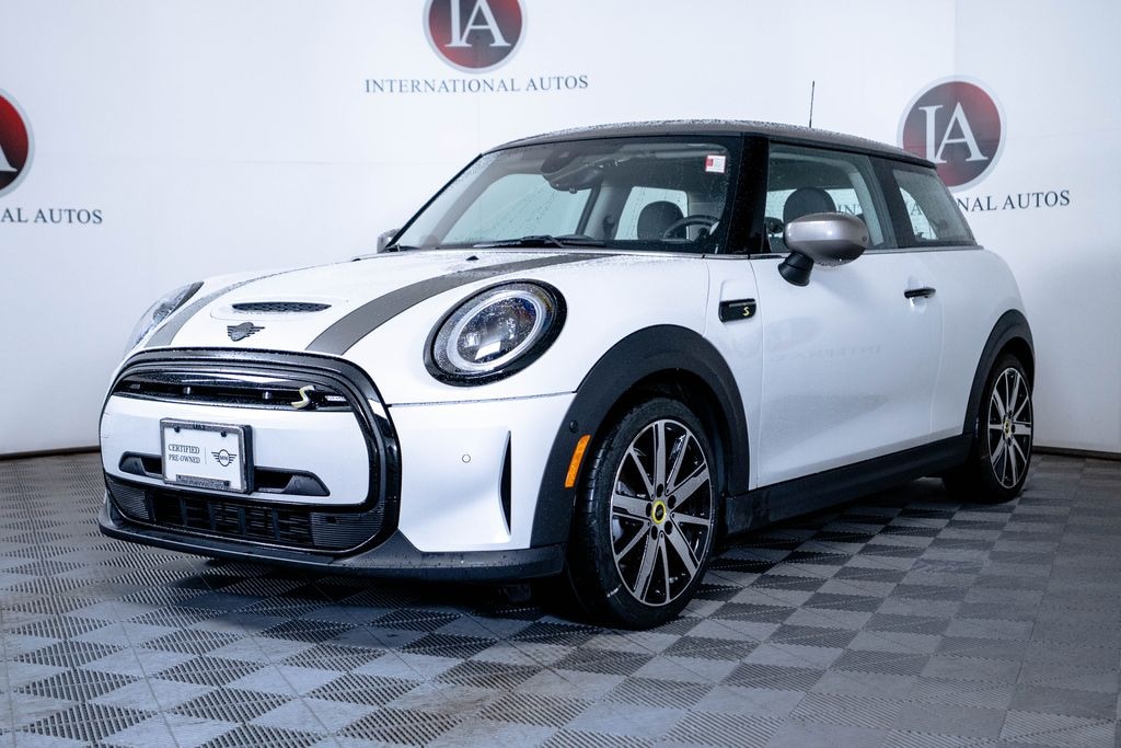 Used 2024 MINI Electric Hardtop 2 Door Iconic Hatchback