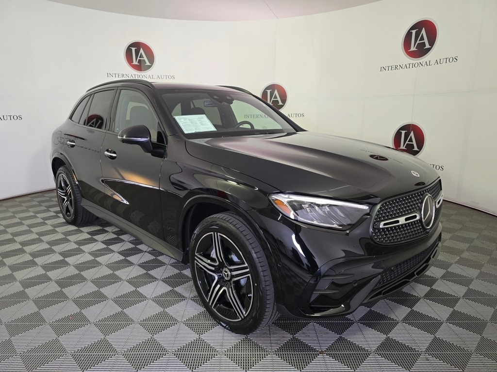 2025 Mercedes-Benz GLC