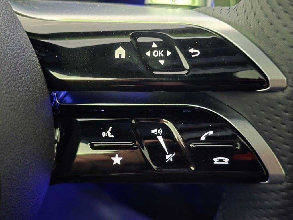 2026 Mercedes-Benz C-Class Sedan C 300 - Photo 19
