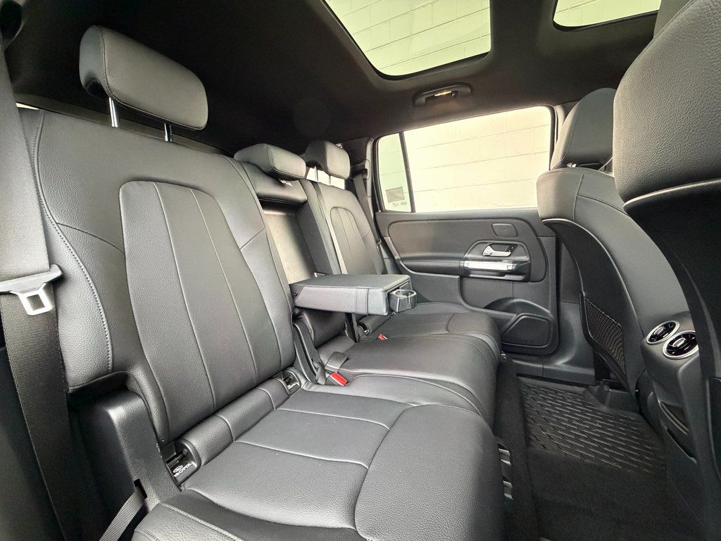 2026 Mercedes-Benz GLB GLB 250 - Photo 36