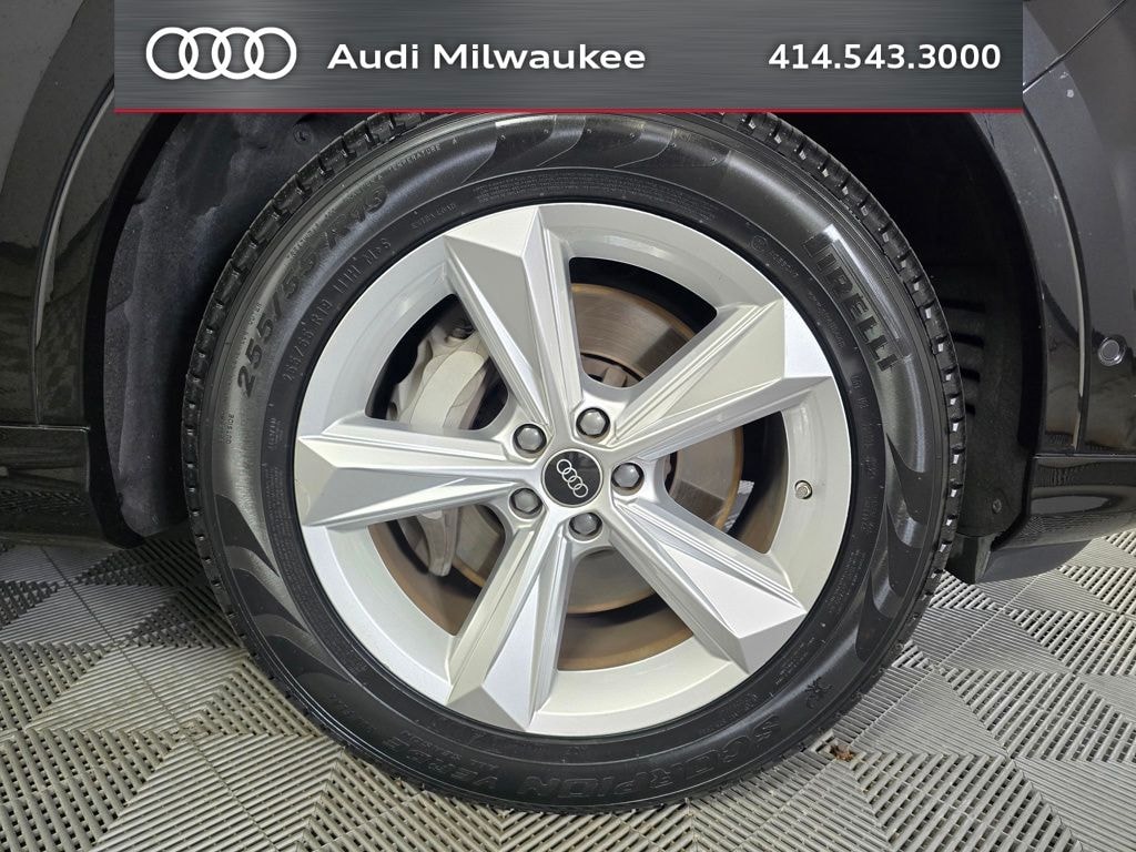 Used 2023 Audi Q7 45 Premium SUV