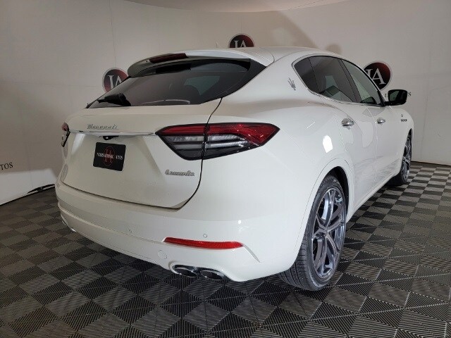 2023 Maserati Levante Base GT photo 3