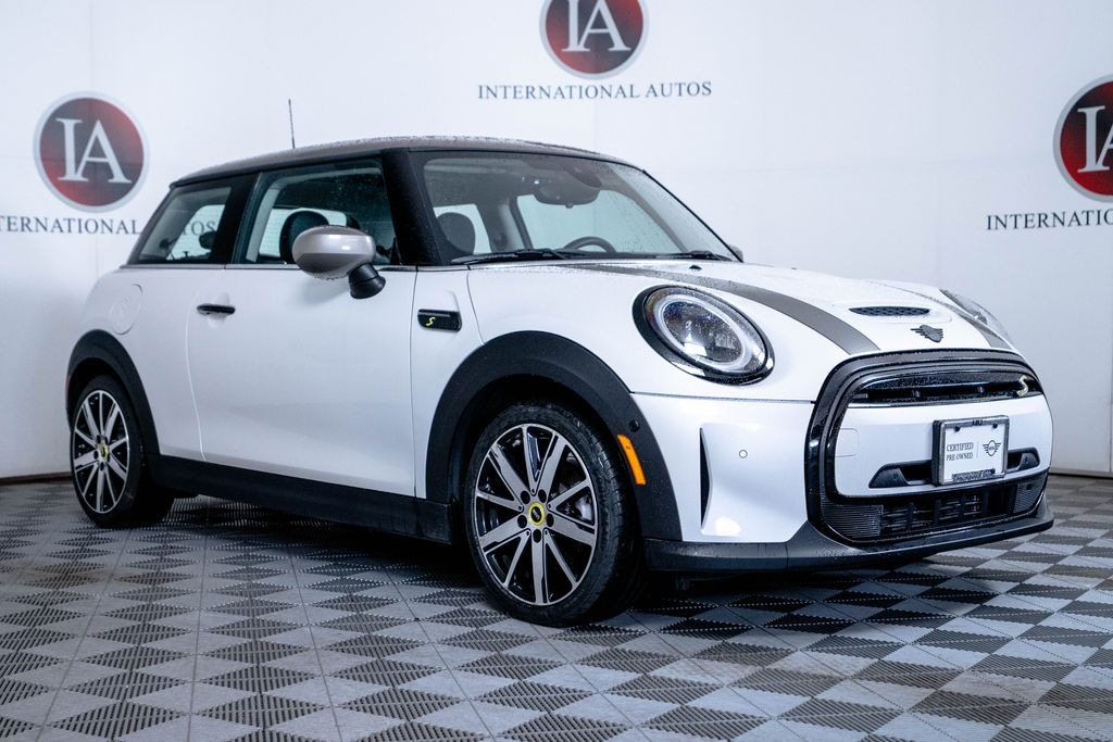 Used 2024 MINI Electric Hardtop 2 Door Iconic Hatchback