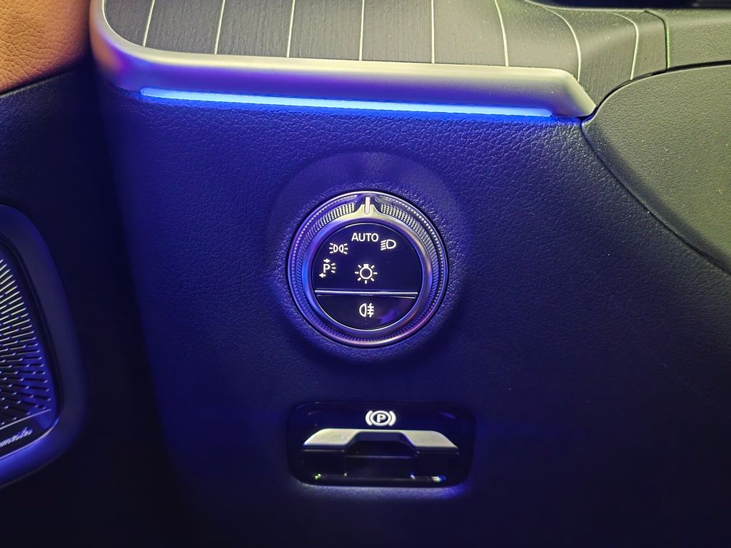 2026 Mercedes-Benz C-Class Sedan C 300 - Photo 24