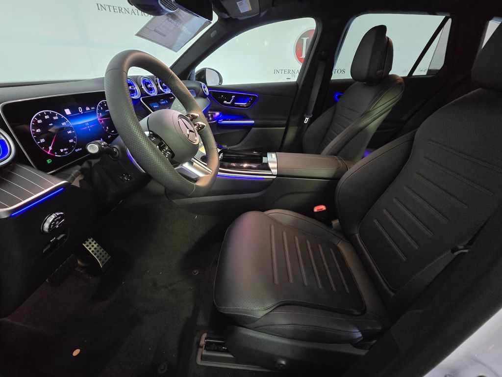 2026 Mercedes-Benz GLC Base - Photo 11