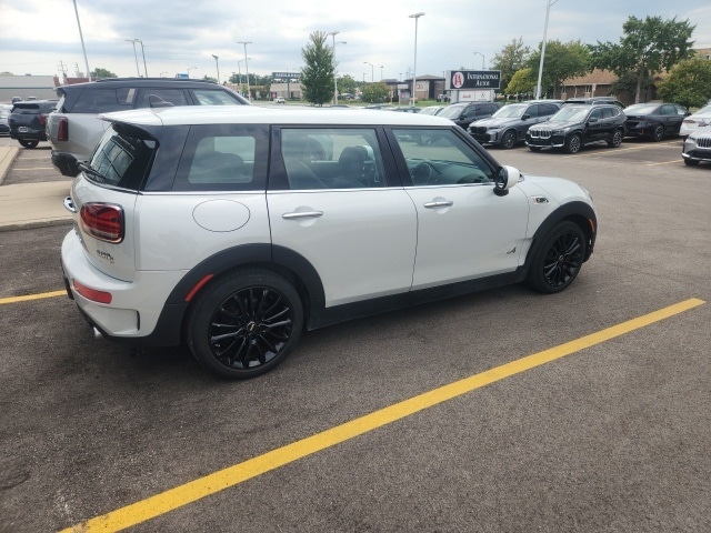 Used 2022 MINI Clubman S with VIN WMWXJ1C07N2R35487 for sale in West Allis, WI