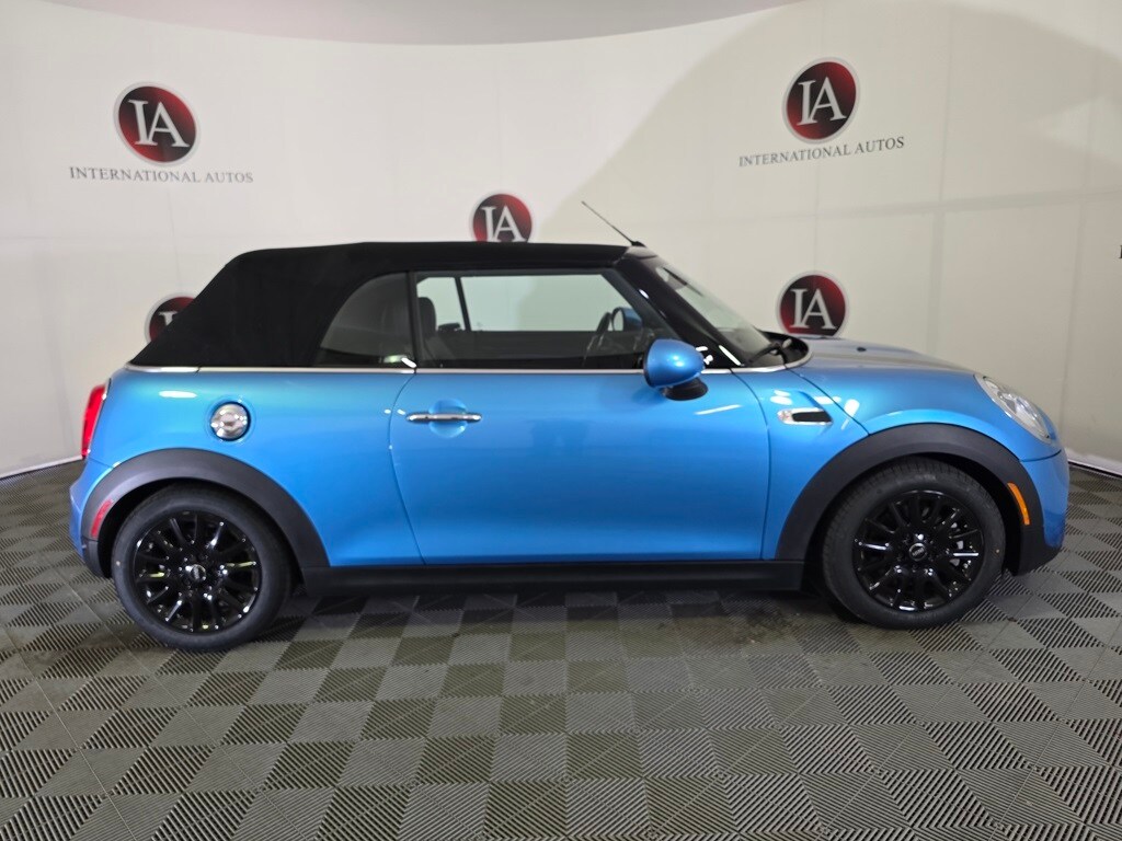 2016 Mini Cooper Convertible Base photo 4