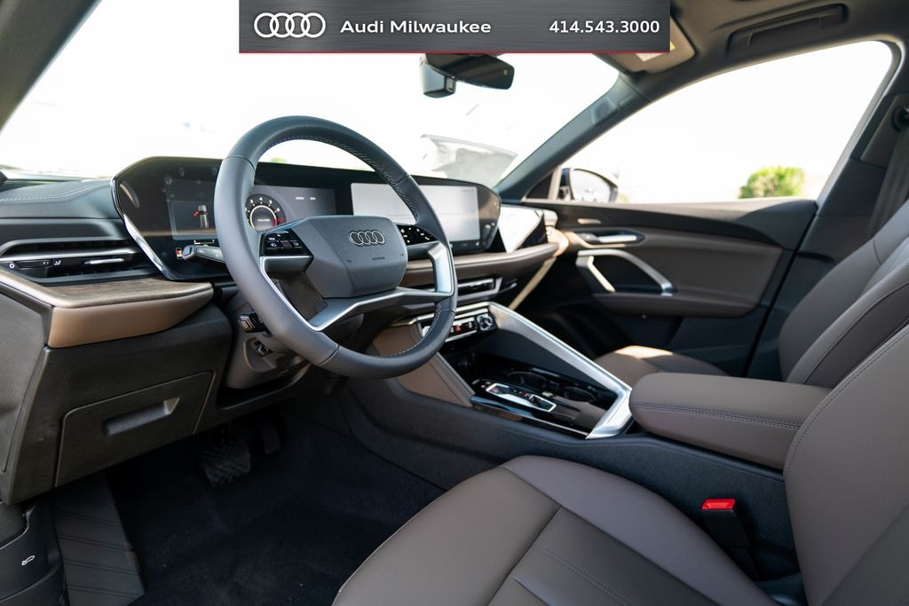 New 2026 Audi Q5 2.0T Premium Plus SUV