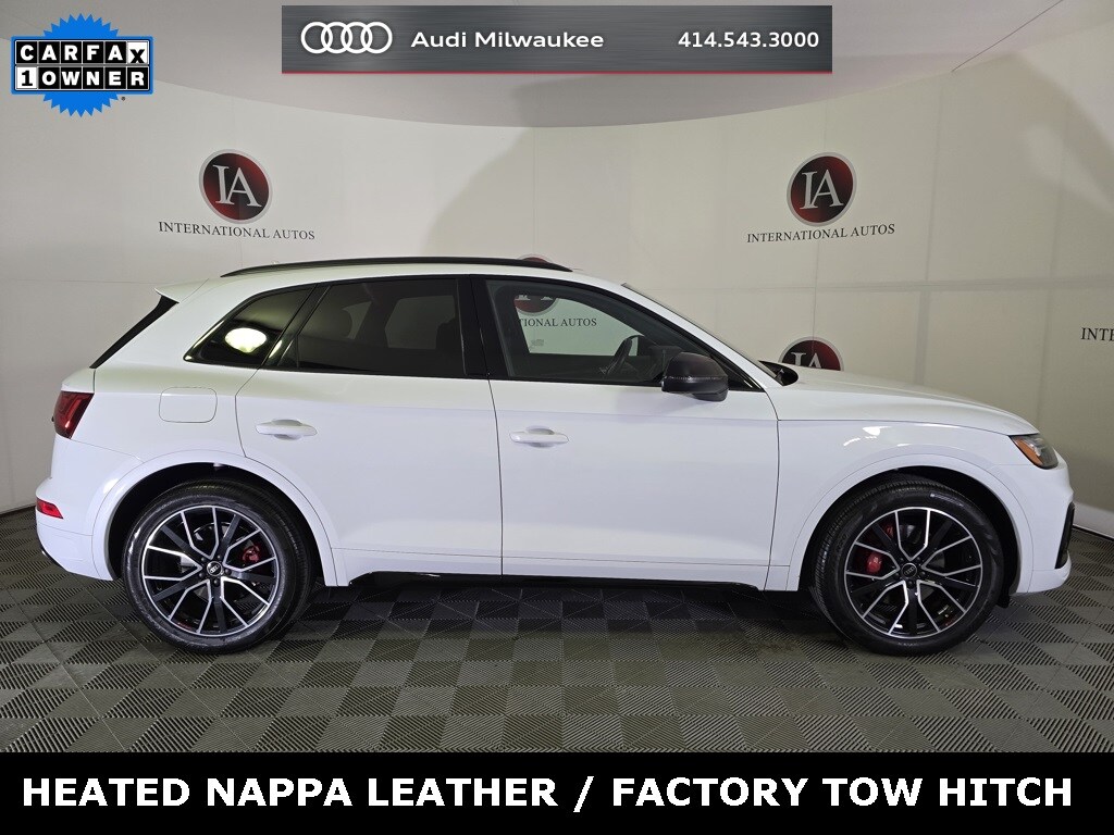 2023 Audi SQ5 Premium Plus photo 2