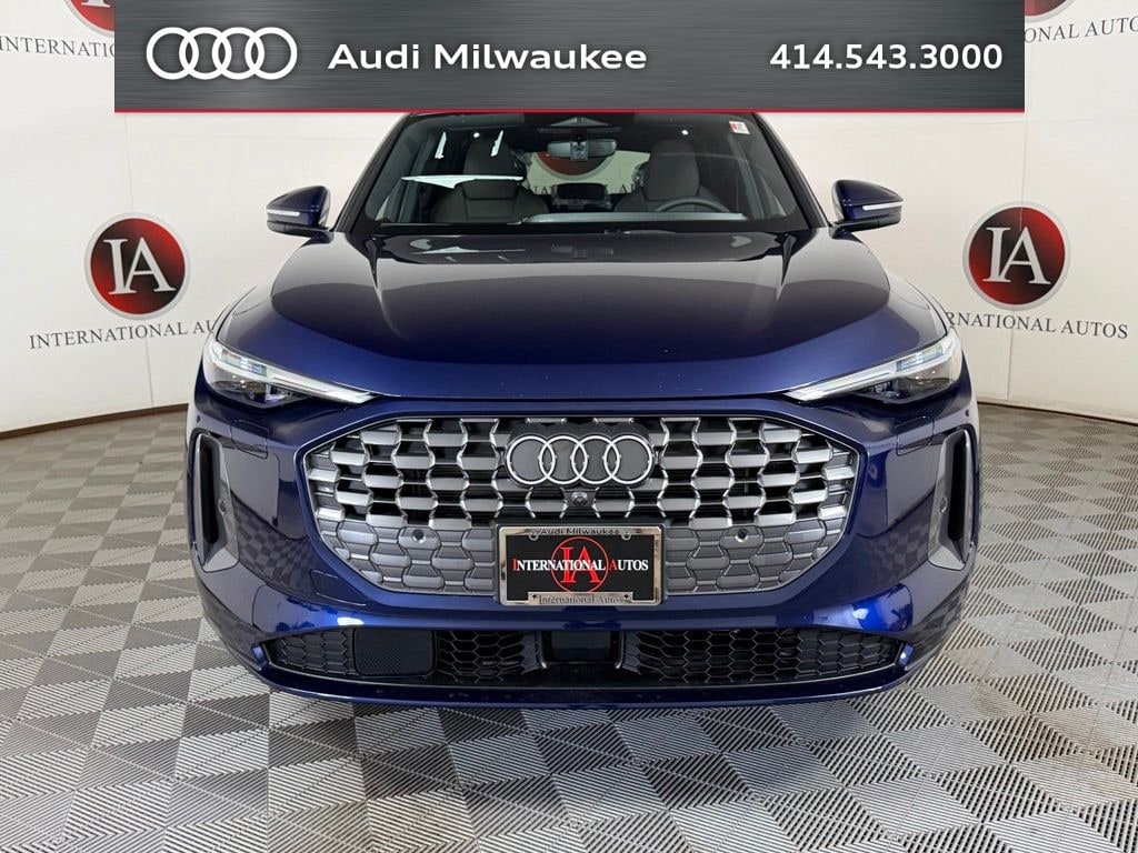 New 2026 Audi Q5 2.0T Prestige SUV