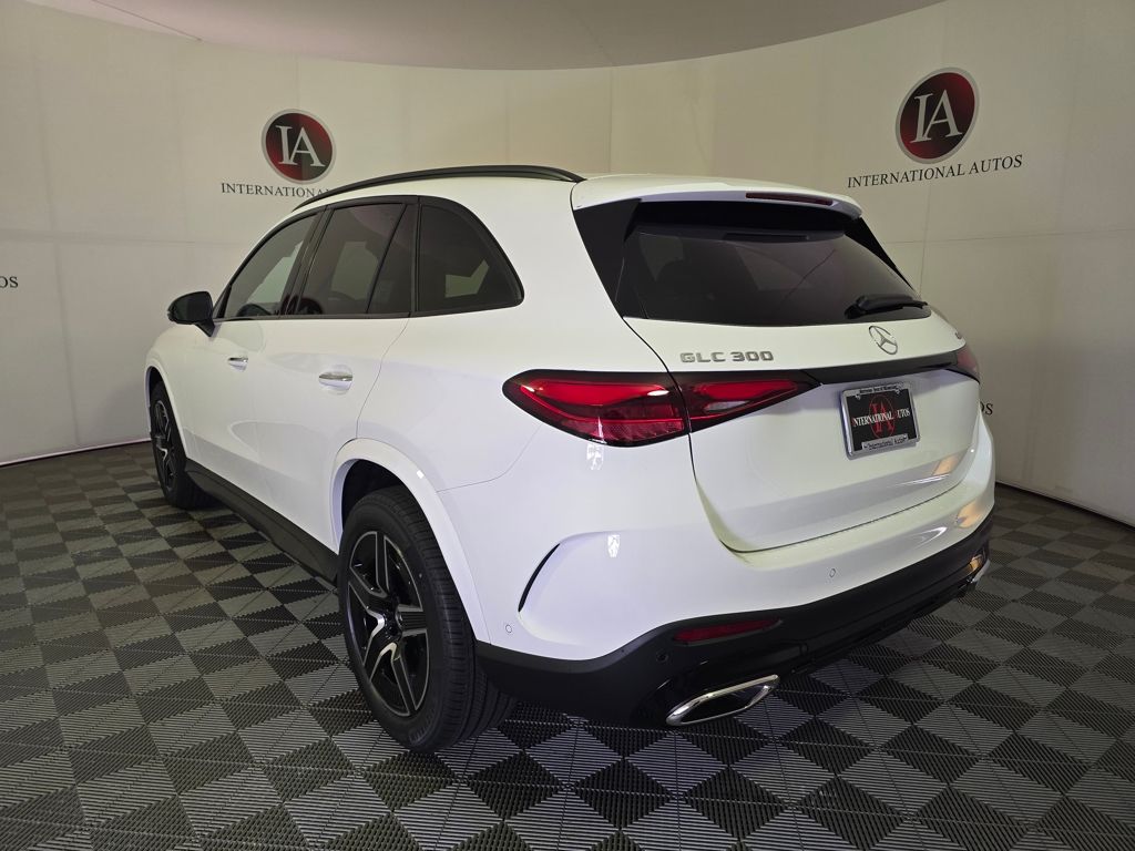 2026 Mercedes-Benz GLC Base - Photo 7