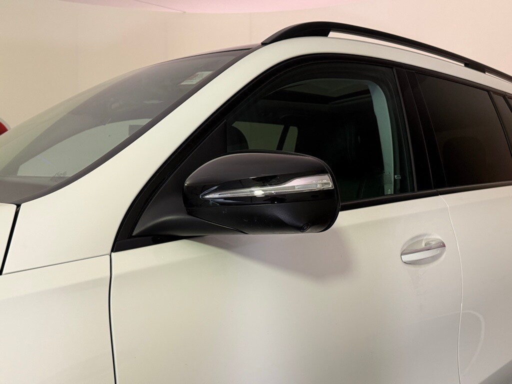 2026 Mercedes-Benz GLS Base - Photo 10