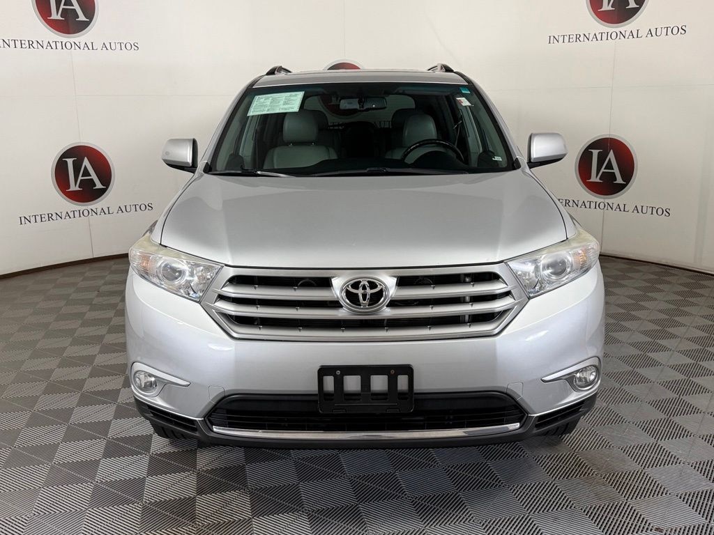 Used 2012 Toyota Highlander SE SUV
