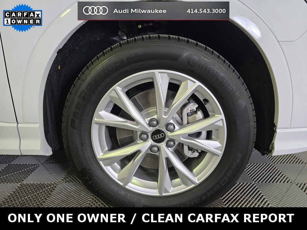 2025 Audi Q3 S line Premium Plus photo 2