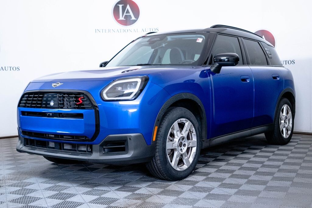 Used 2025 MINI Countryman Iconic SUV