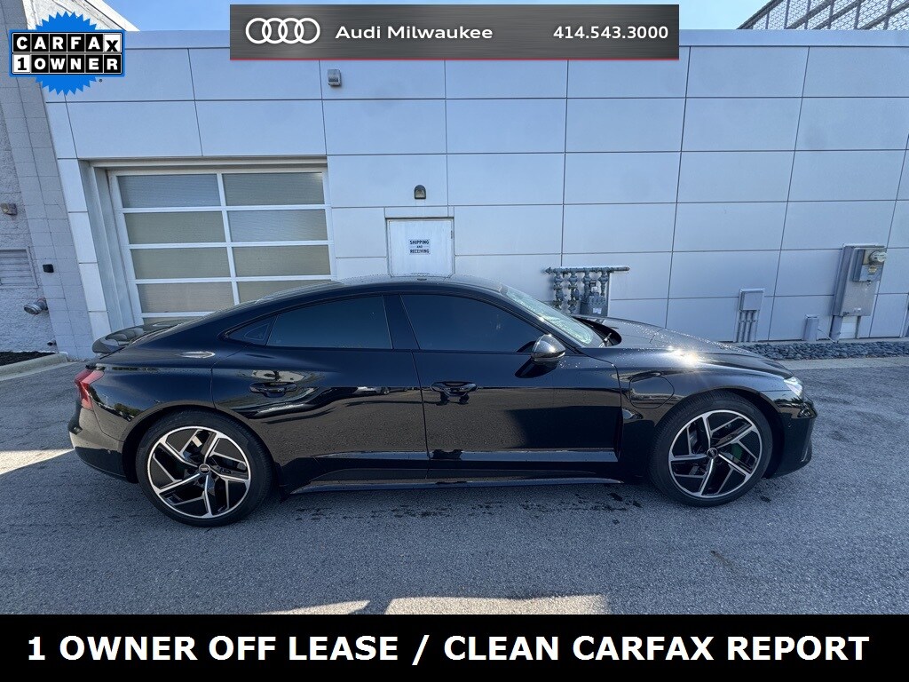 2023 Audi RS e-tron GT Base photo 2