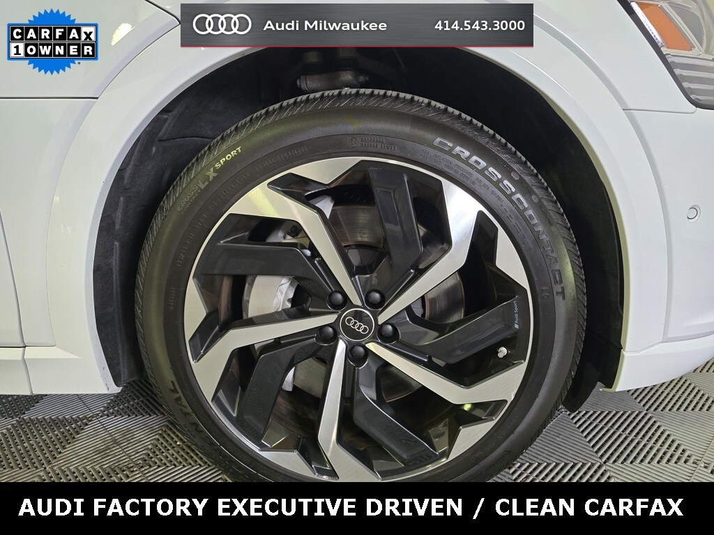 2024 Audi Q8 E-tron Premium Plus photo 2