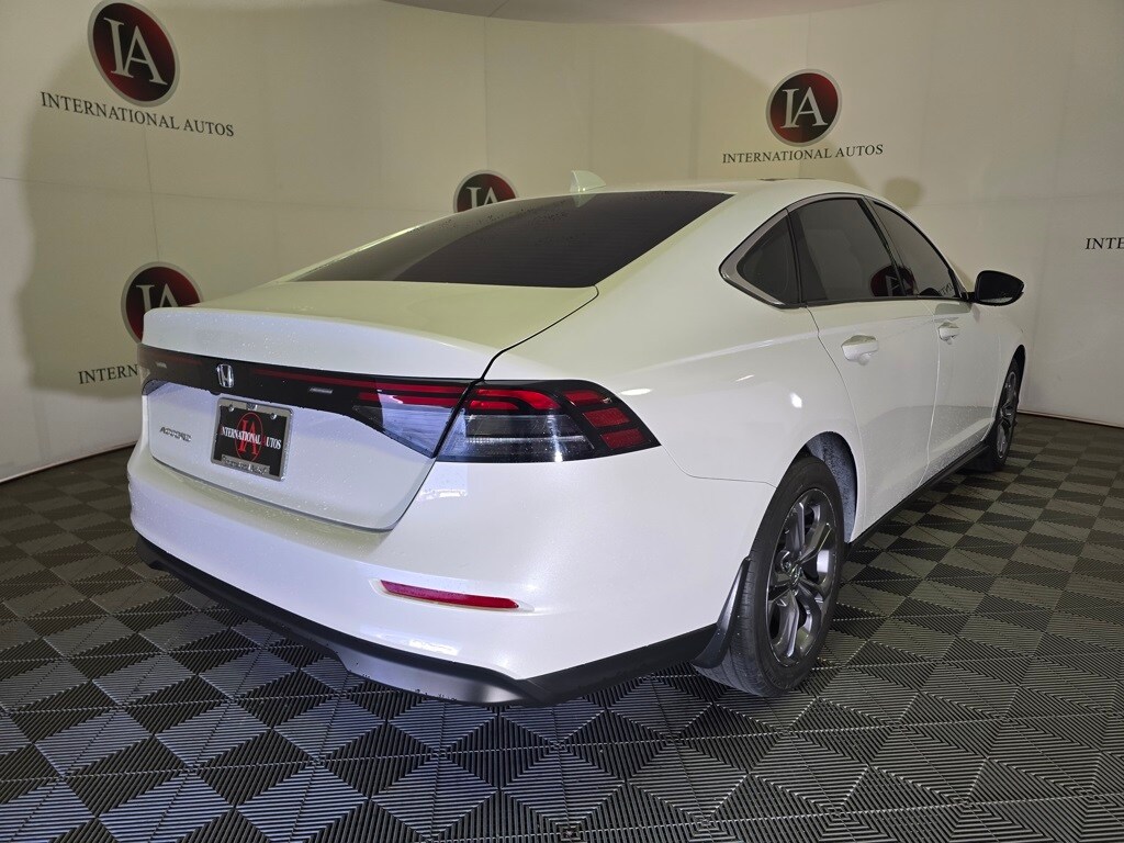 2023 Honda Accord EX photo 4