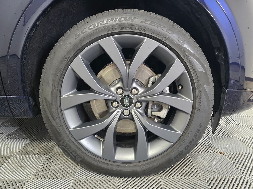 Used 2022 Land Rover Discovery Sport SE R-Dynamic SUV