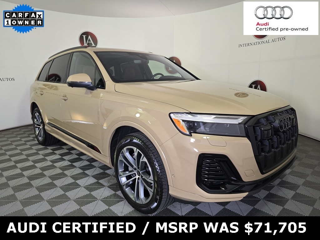 2025 Audi Q7 Premium Plus's photo