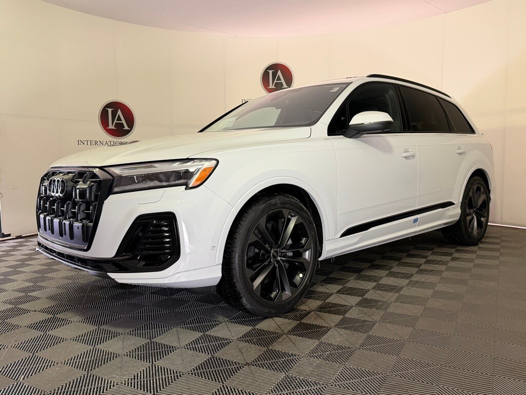 New 2026 Audi Q7 55 Premium Plus SUV