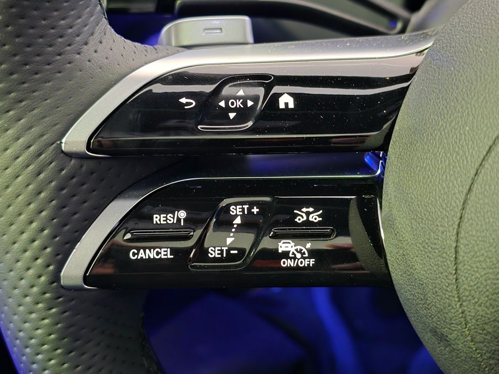2026 Mercedes-Benz C-Class Sedan C 300 - Photo 17