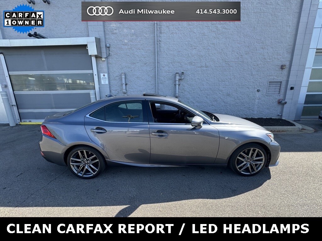 2015 Lexus IS 350 photo 2