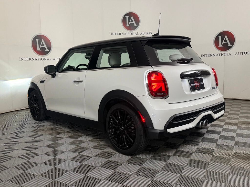 Used 2024 MINI Hardtop 2 Door Iconic Hatchback
