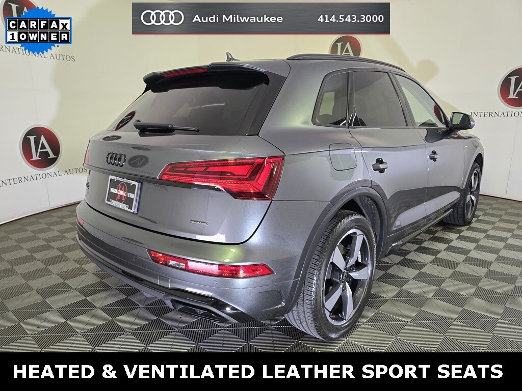 2023 Audi Q5 45 S line Premium Plus photo 3
