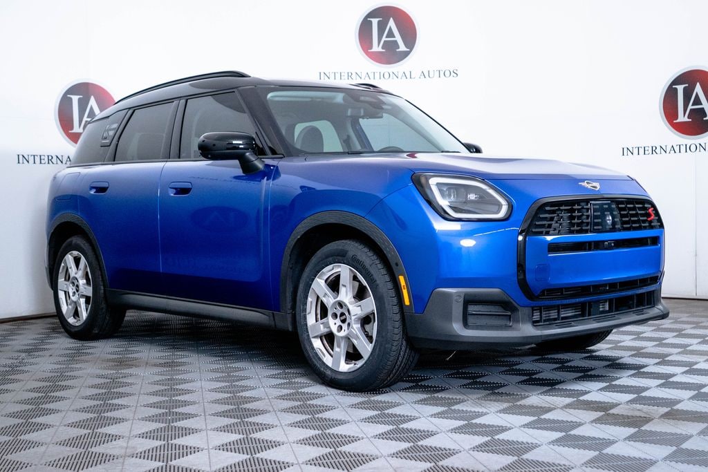 Used 2025 MINI Countryman Iconic SUV