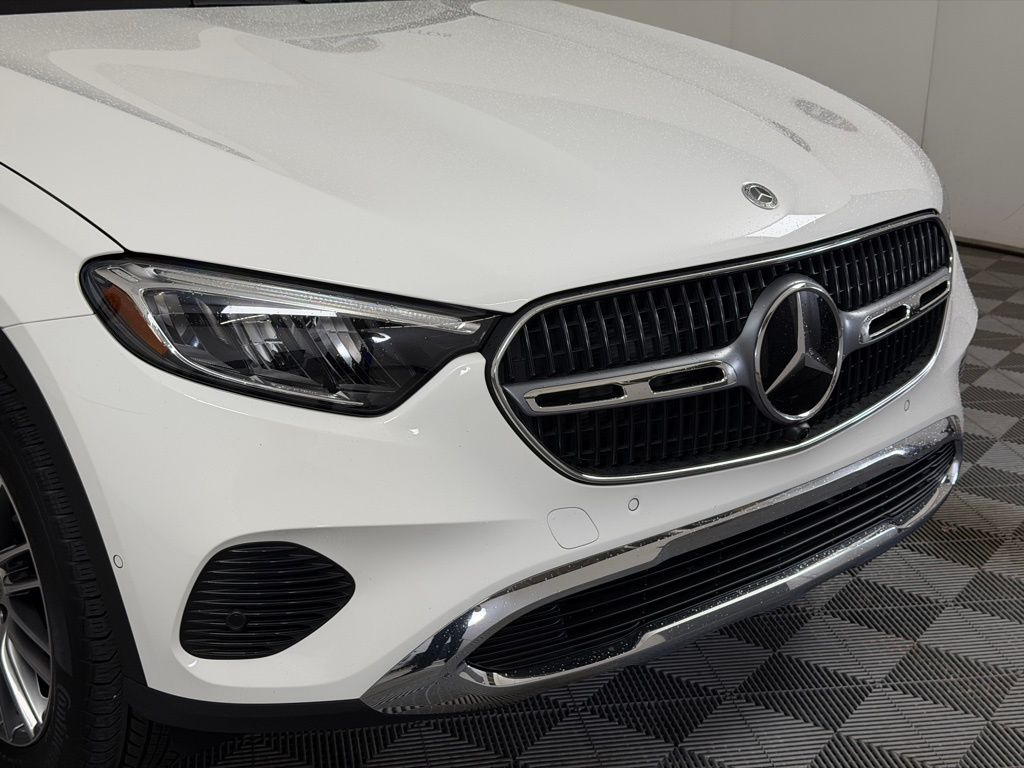 2025 Mercedes-Benz GLC Base - Photo 11