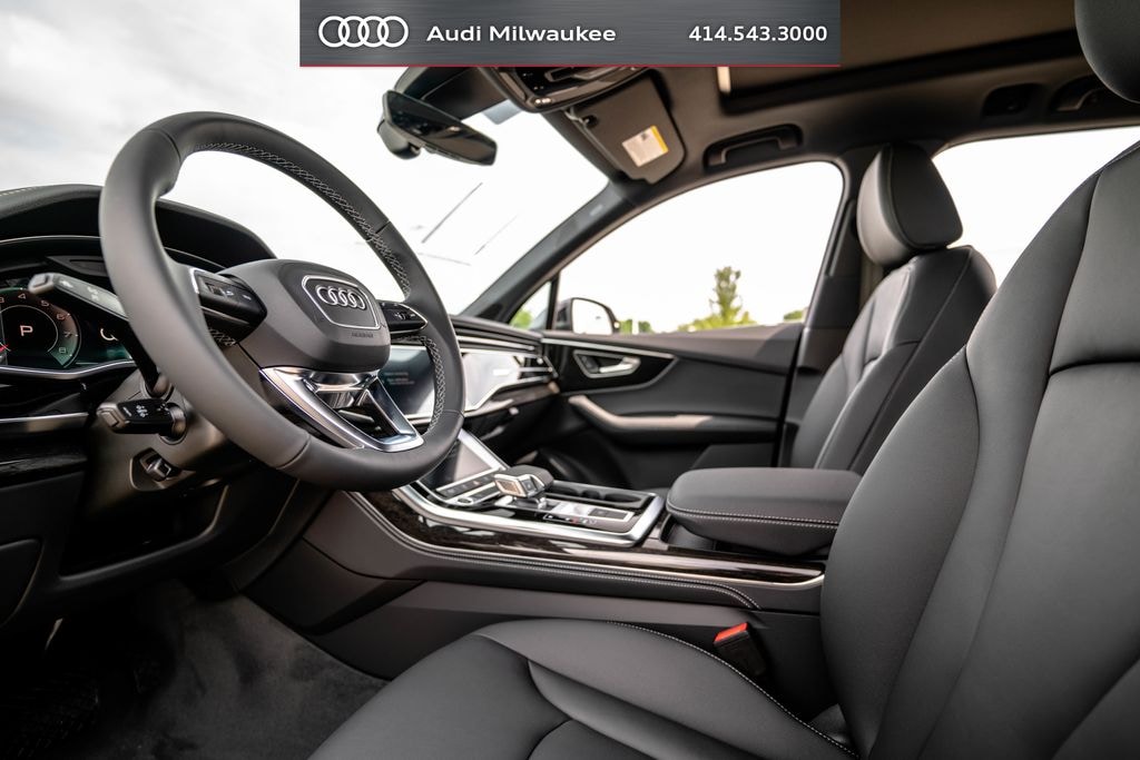 New 2026 Audi Q7 45 Premium Plus SUV