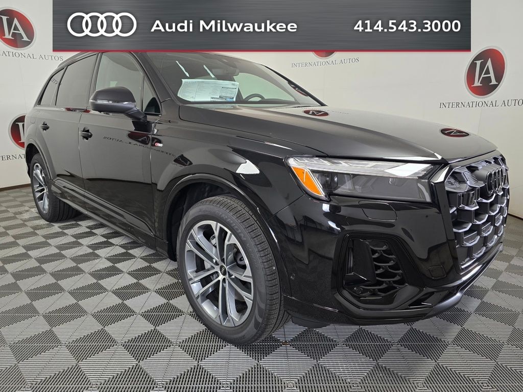 New 2026 Audi Q7 55 Premium SUV