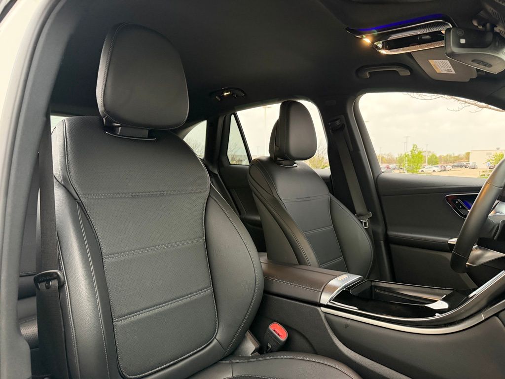 2025 Mercedes-Benz GLC Base - Photo 21