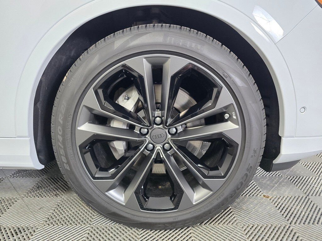 New 2026 Audi Q7 55 Premium Plus SUV