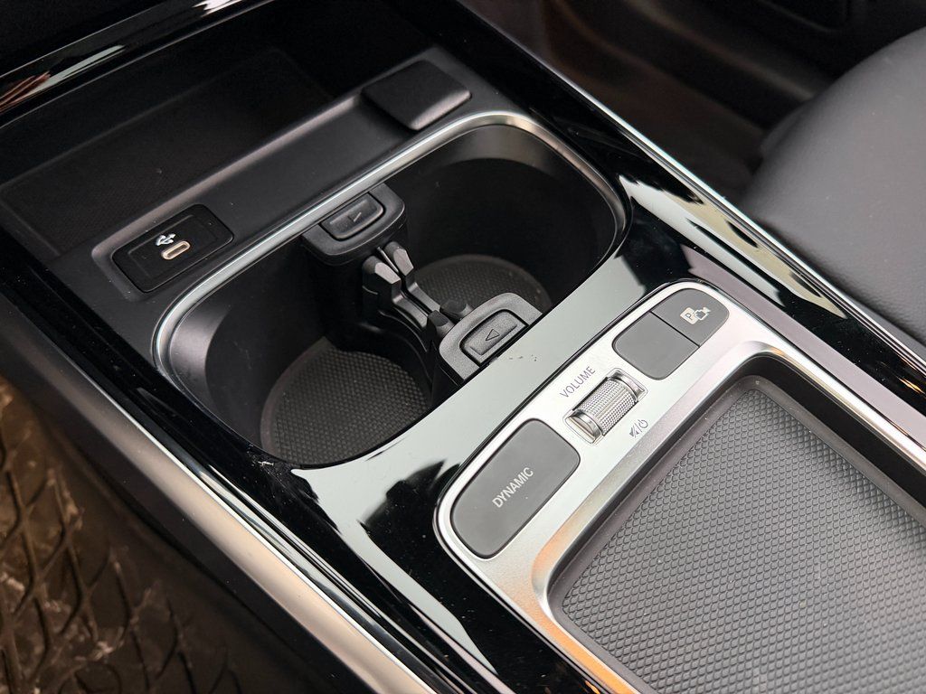 2026 Mercedes-Benz GLB GLB 250 - Photo 27