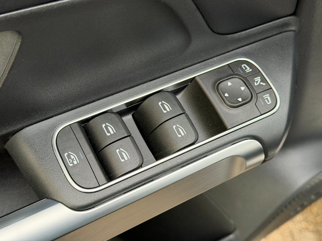 2026 Mercedes-Benz GLB GLB 250 - Photo 22