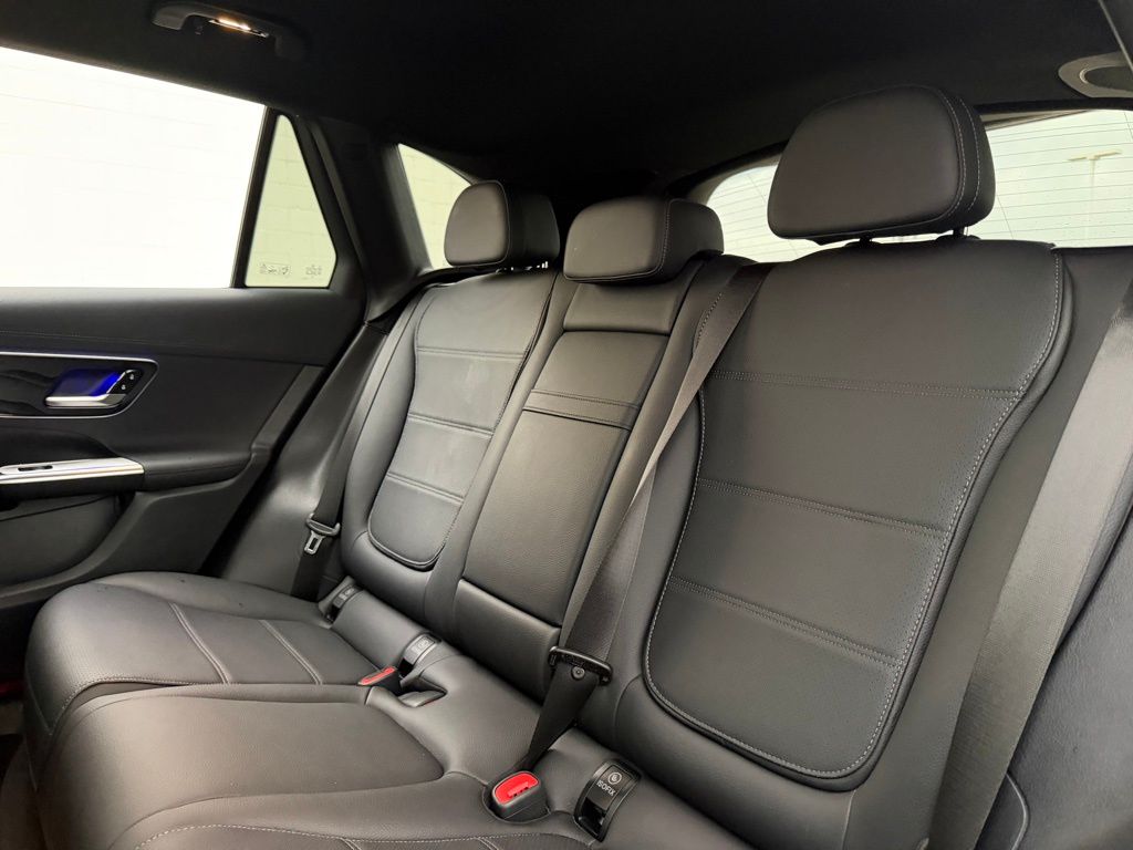 2025 Mercedes-Benz GLC Base - Photo 29
