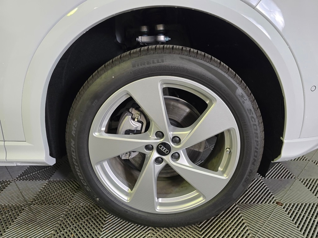 New 2025 Audi All-new Q5 2.0T Premium Plus SUV