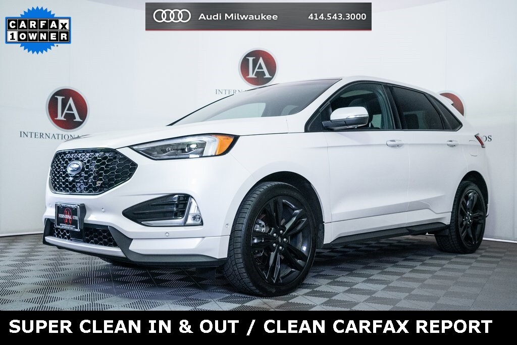 2019 Ford Edge ST photo 2