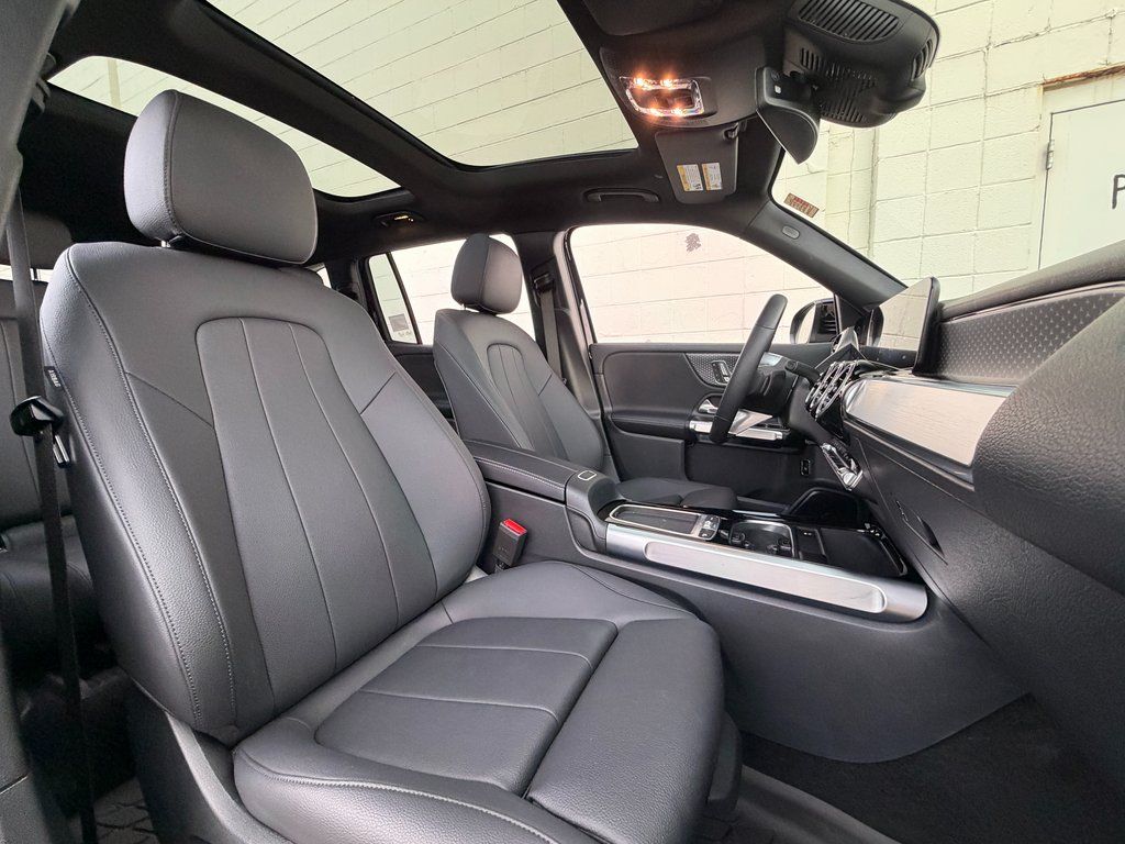 2026 Mercedes-Benz GLB GLB 250 - Photo 16