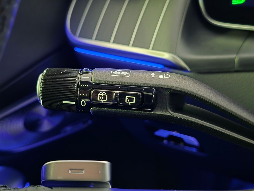 2026 Mercedes-Benz GLC Base - Photo 18