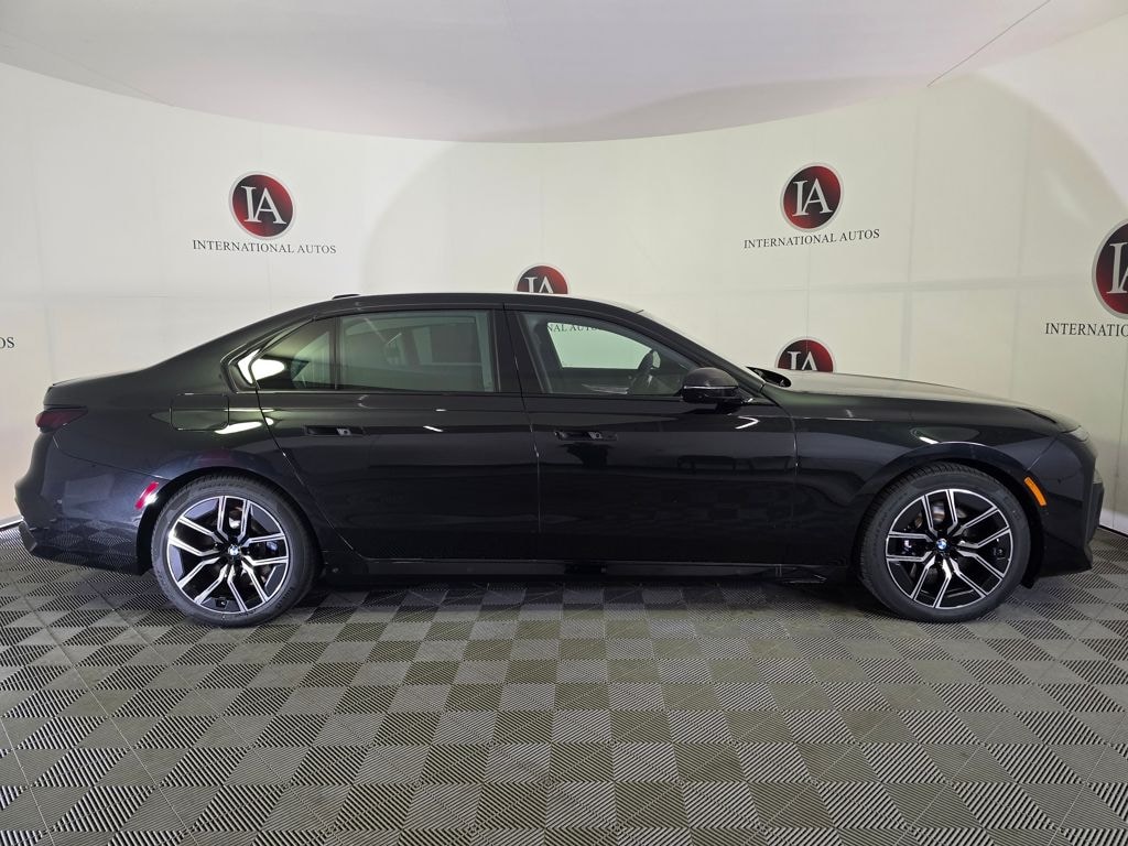 Used 2025 BMW 760i 760i xDrive Sedan