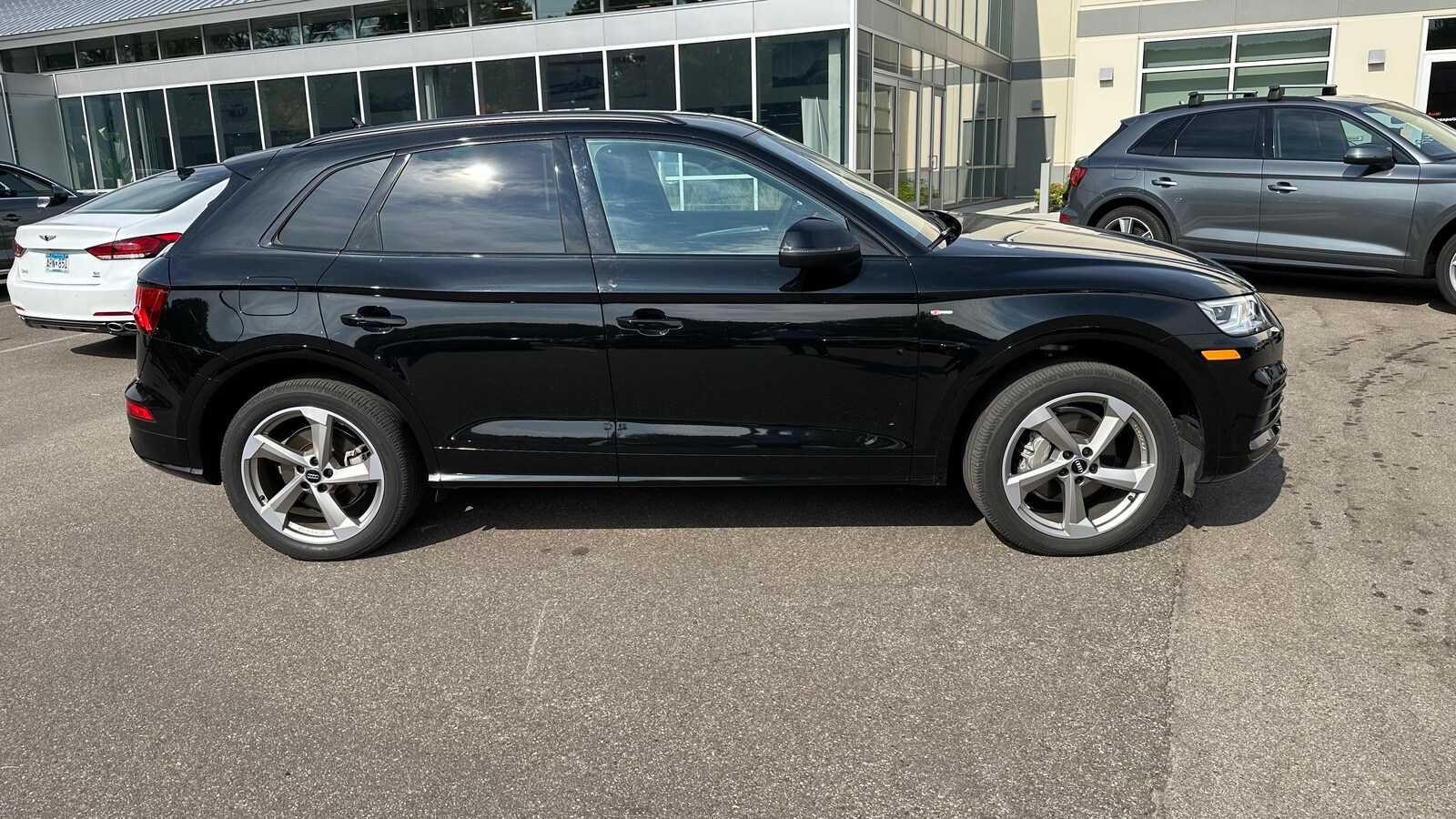 Used 2020 Audi Q5 Premium Plus with VIN WA1ENAFY1L2113775 for sale in Maplewood, Minnesota