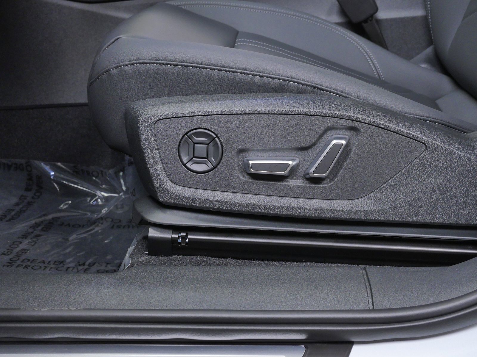 Thumbnail: 2026 Audi Q3 - 11