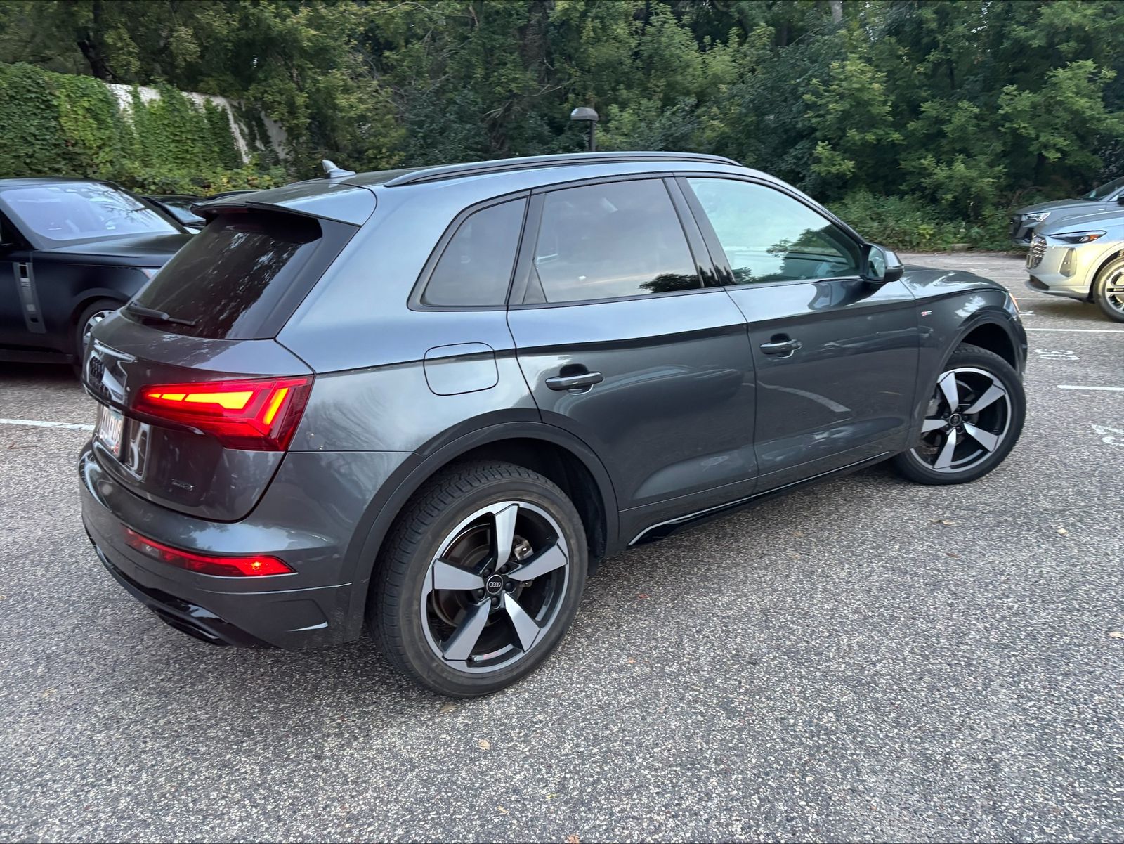 Thumbnail: 2023 Audi Q5 - 4